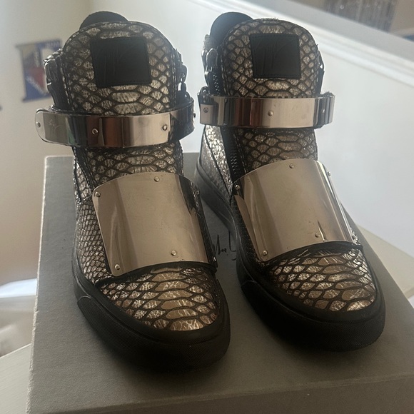 Giuseppe Zanotti Silver and Black High-Top Sneakers - Picture 1 of 3